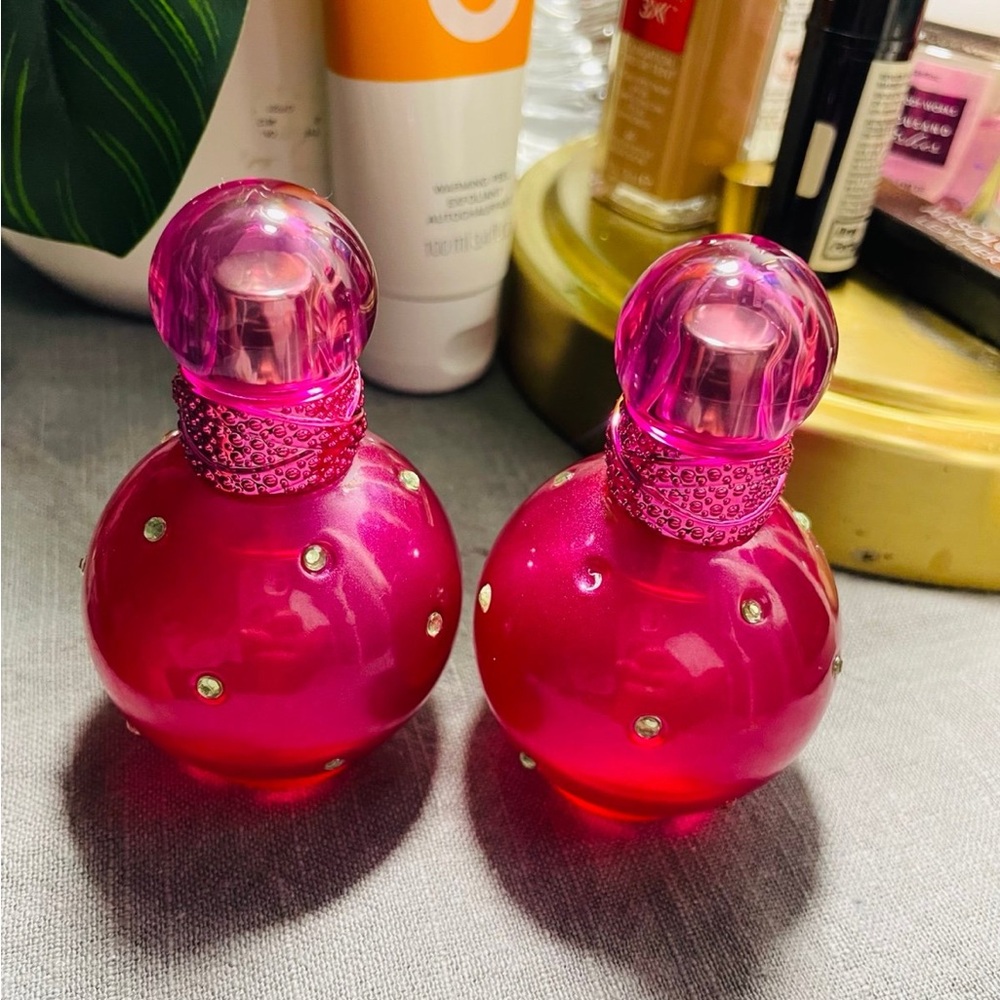 Britney Spears Fantasy eau de parfum spray 1.0 fl oz 30 ml
